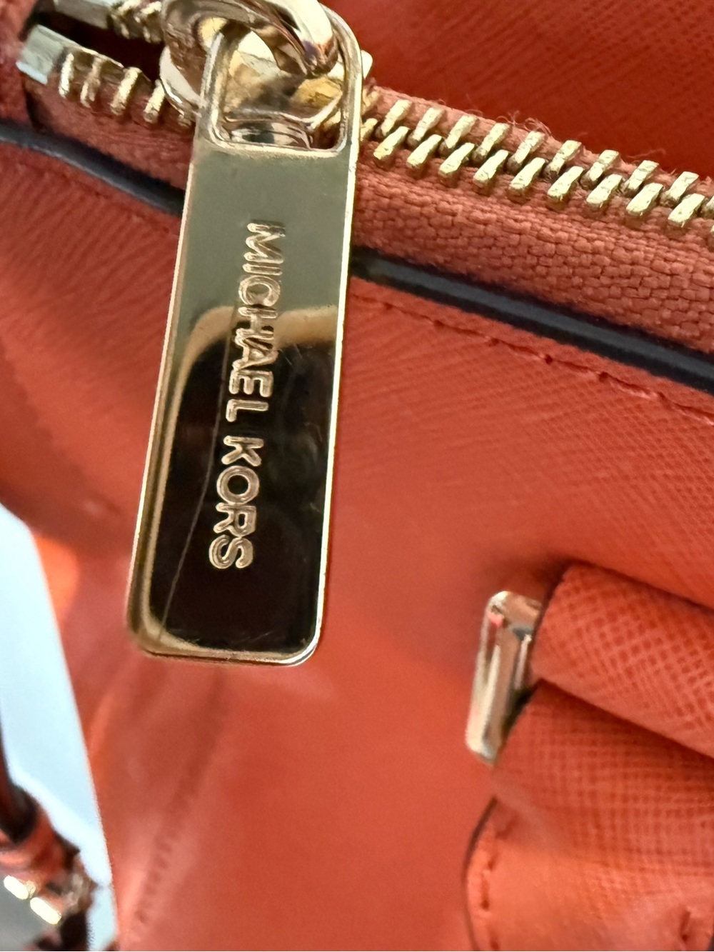 Michael Kors Orange Saffiano Tote & Matching Zip Wristlet Wallet Set - Picture 15 of 16